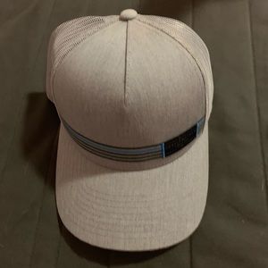 Travis Matthew hat